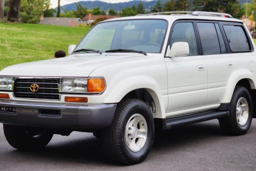 This 80-Series Toyota Land Cruiser Is Going to Sell for Big Bucks at Monterey Car Week