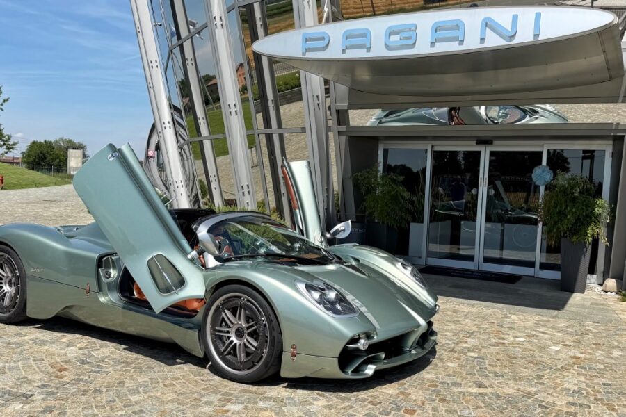 Pagani Utopia Roadster Review: Making Art From Rare Minerals